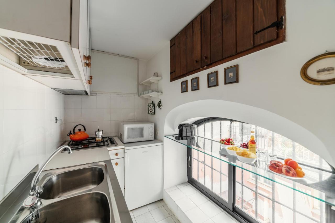Domus Quiritum Charming, Appartamento D'Epoca A Campo De' Fiori Rom Exteriör bild